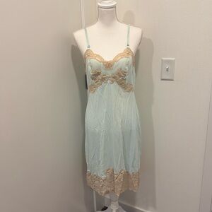 Vintage slip